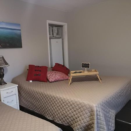Hotel Les Soins De Vicky Lac-Mégantic Zewnętrze zdjęcie